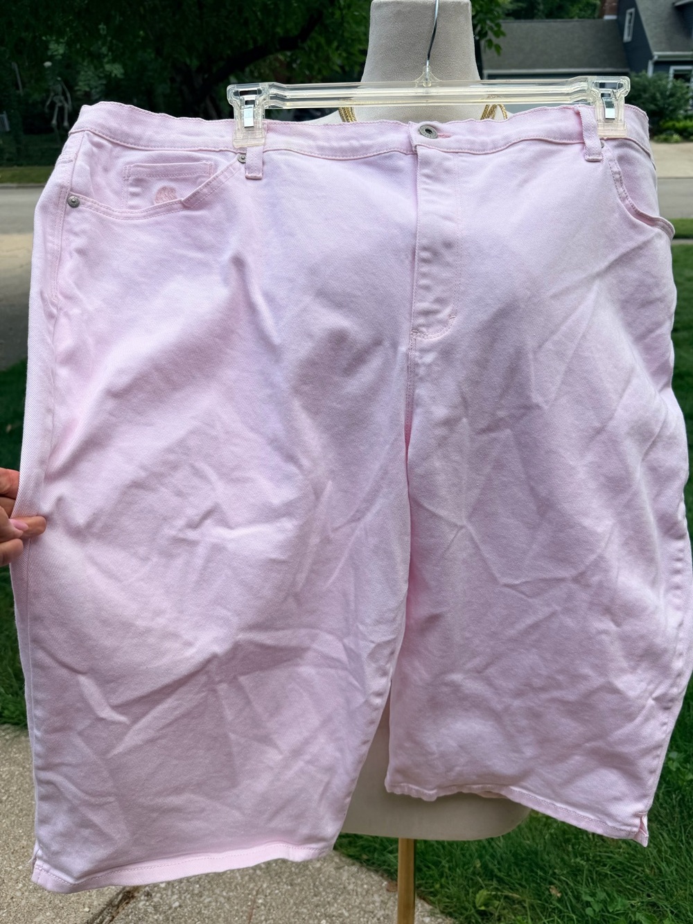 Gloria Vanderbilt Pink Denim Bermuda Shorts 24W Plus Size Coastal